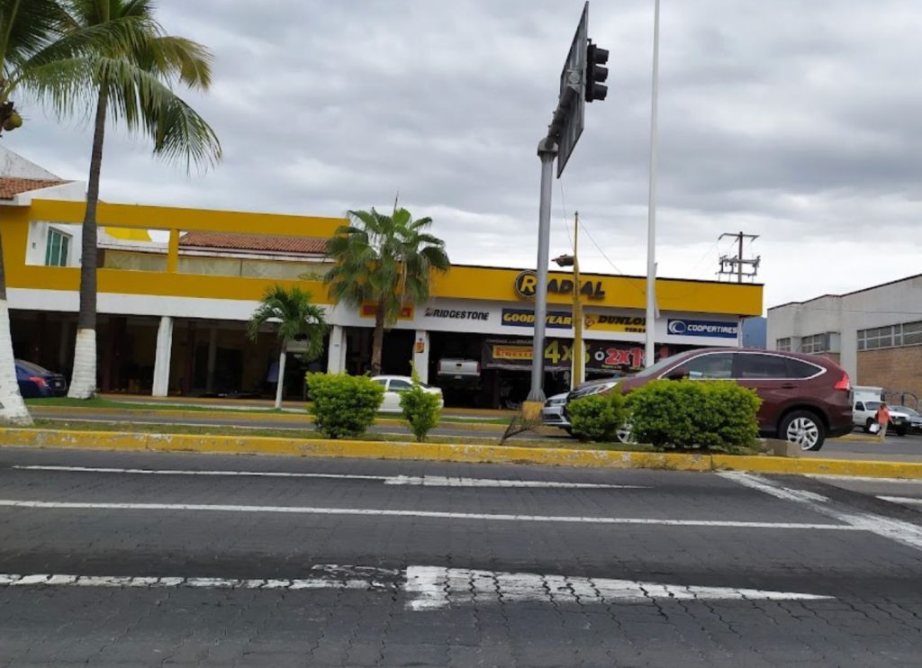 RADIAL-LLANTAS-Vallarta-Centro-llanteras-cerca-mx